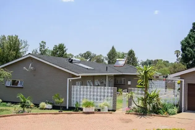 Las Palmas Guest House