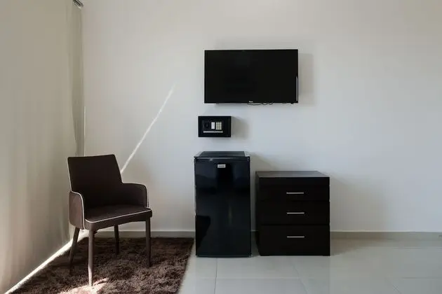 Las Perlas Condo - Oda