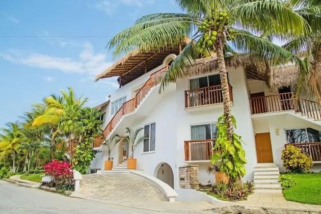 Las Villas Akumal  2B-18 by SkyRun