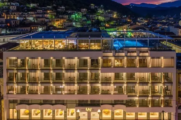 Las Hotel & Spa