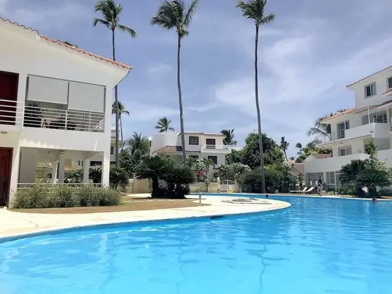 Las Terrazas VIP Pool Beach Club & Spa - Havuz