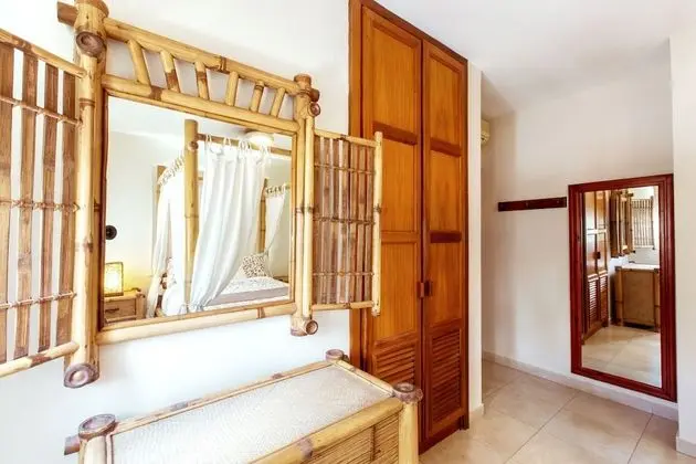 Las Terrazas VIP Pool Beach Club & Spa - Oda