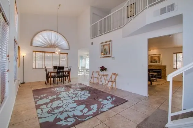 Las Vegas Luxury Vacation Villa - Lobi