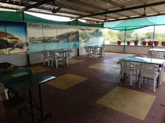Hotel Lasa Grand