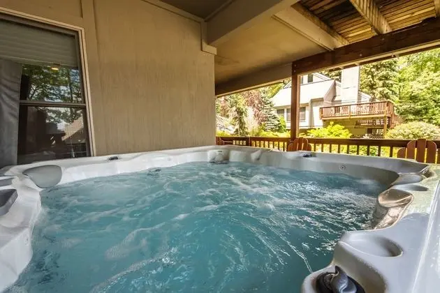 Lasting Impressions - Spa