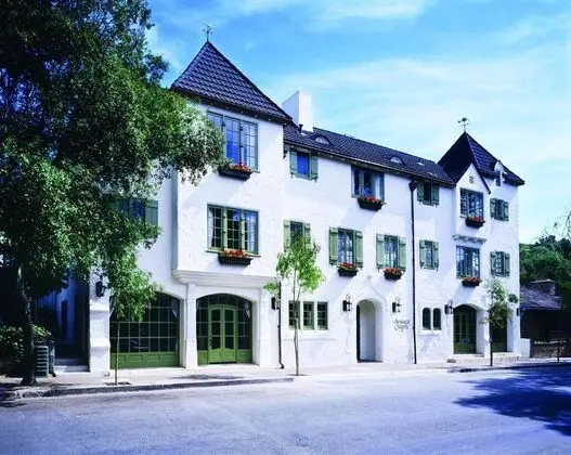 L'Auberge Carmel - Genel