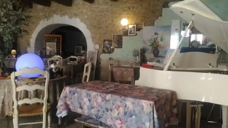 L'Auberge du Moulin de la Tave - Lobi
