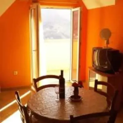 Laura Apartments - Oda Düzeni
