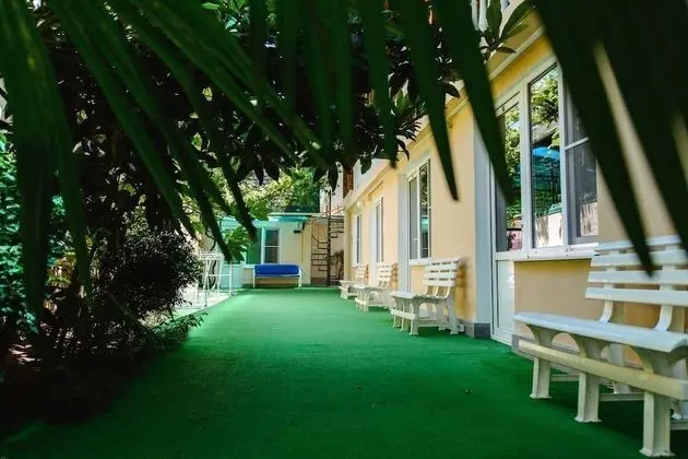 Laura Guest House - Dış Mekan