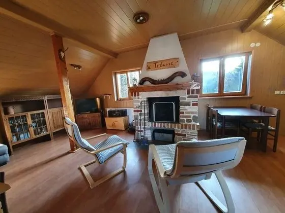 Laura - Wooden House - H