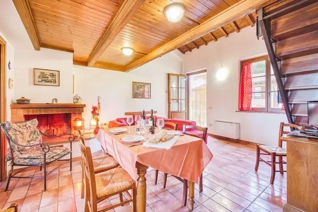 Laurel apt With Shared Pool - Yerinde Yemek