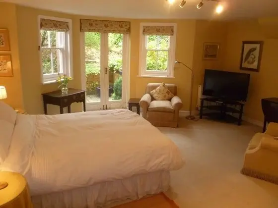 Laurel House - Öne Çıkan Resim