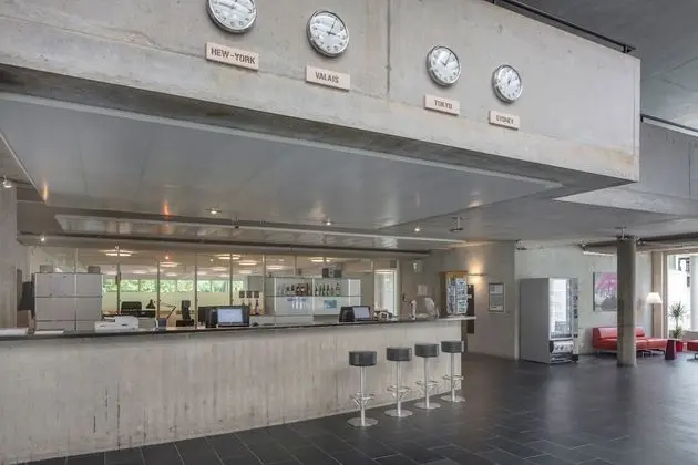 Lausanne Youth Hostel Jeunotel - Lobi