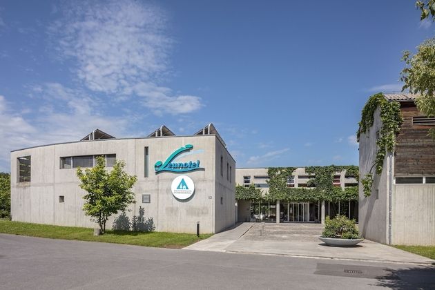 Lausanne Youth Hostel JeunotelFotoğrafı