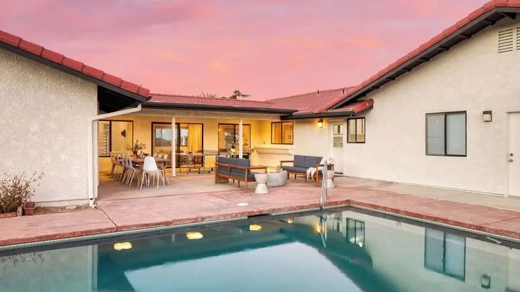 Lava Rocks by Avantstay Gorgeous Desert Haven w/ Pool, Hot Tub, Fire Pit & Ping Pong! - Öne Çıkan Resim