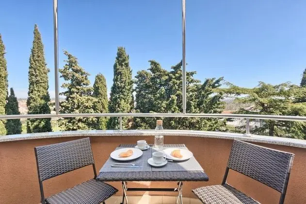 Lavanda & Olliva Apartments