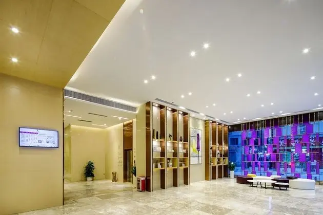 Lavande Hotel - Guangzhou Jiahe Wanggang Metro Station Lingnan New World - Lobi