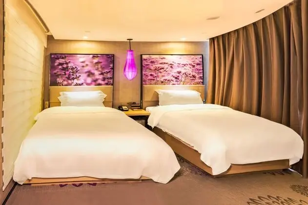 Lavande Hotel Qingdao Wusi Plaza Branch - Oda