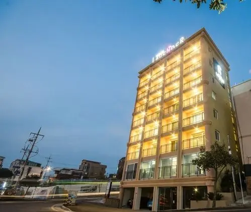Hotel Lavender Jeju - Dış Mekan