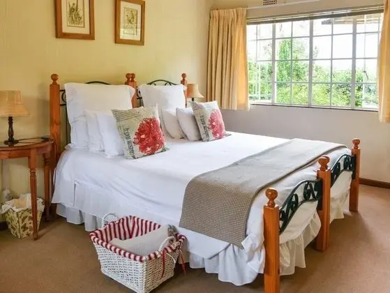 Lavender Tree Spacious Cottage for 23 People - Oda