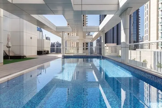 Lavish 3BR With Study in Downtown Dubai