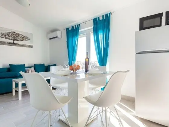 Lavish Apartment in Omisalj With Rooftop Terrace - Mutfak