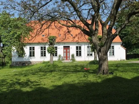 Lavish Apartment in Steffenshagen With Terrace - Dış Mekan