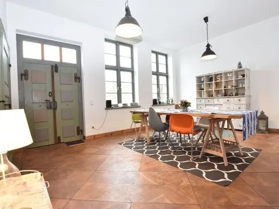Lavish Apartment in Steffenshagen With Terrace - Yerinde Yemek