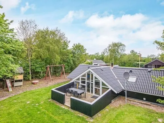 Lavish Cottage in Hemmet With Sauna