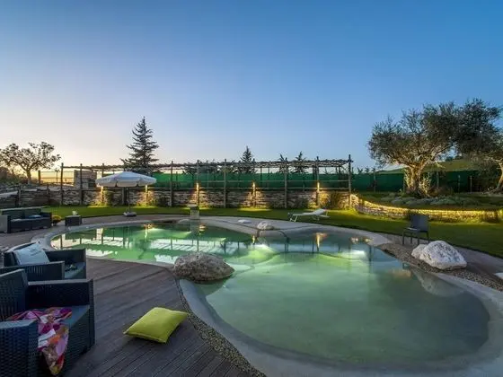 Lavish Holiday Home in Fermo With Swimming Pool