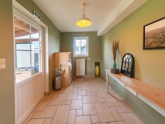 Lavish Holiday Home in Lierneux With Bubble Bath - İç Mekan