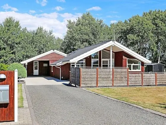 Lavish Holiday Home in Lolland With Whirlpool