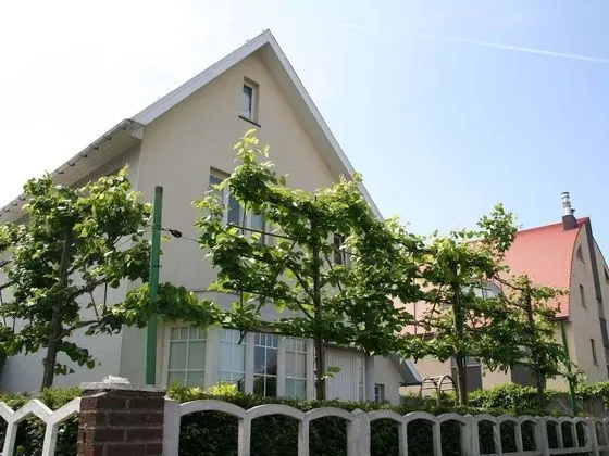 Lavish Villa in Middelkerke With Sauna - Dış Mekan