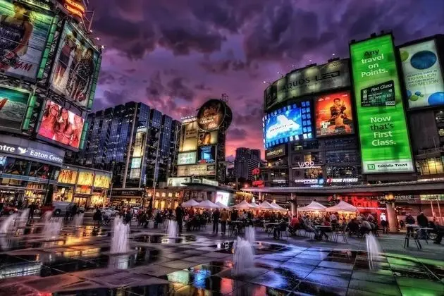 Lavish Suites - Two Bedroom Loft - Downtown Toronto - Misafir Tesisleri ve Hizmetleri