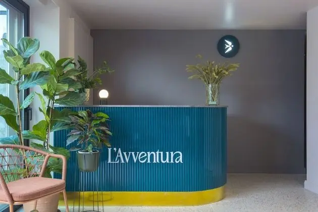 L'Avventura Athens - Öne Çıkan Resim