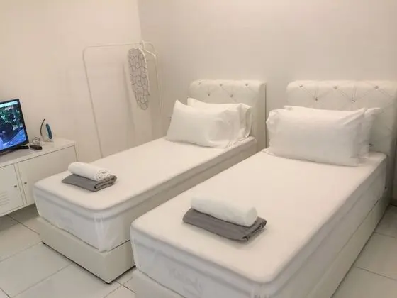 Lawang Suite Corner Roomstay 2 - Oda