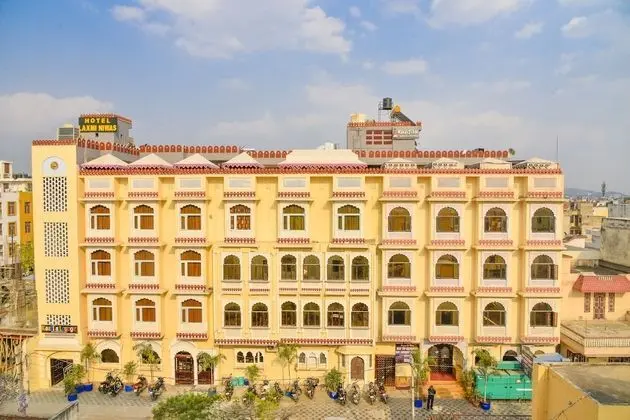 Hotel Laxmi Niwas