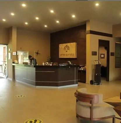Layfer Express y hotel Inn Cordoba Veracruz Mexico - Lobi