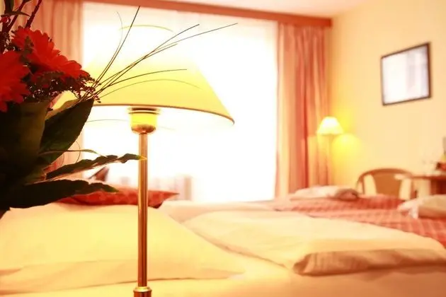 Lázeňský Hotel Pyramida I