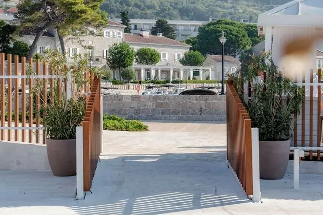 Lazure Hotel and Marina - Dış Mekan