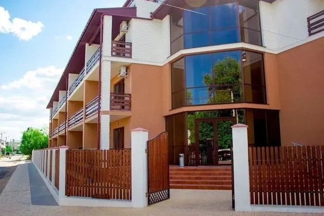 Lazurniy bereg - Dış Mekan