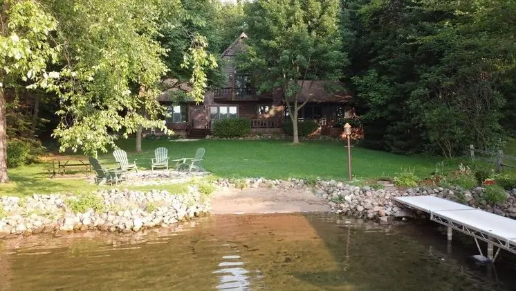 Lazy Pines Lodge - Dış Mekan