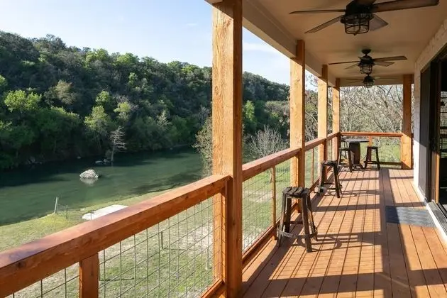 Lazy Southern Getaway