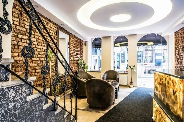 Lazz City Hotel - Lobi