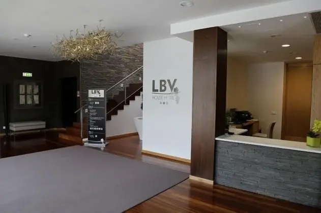LBV House Hotel - Lobi