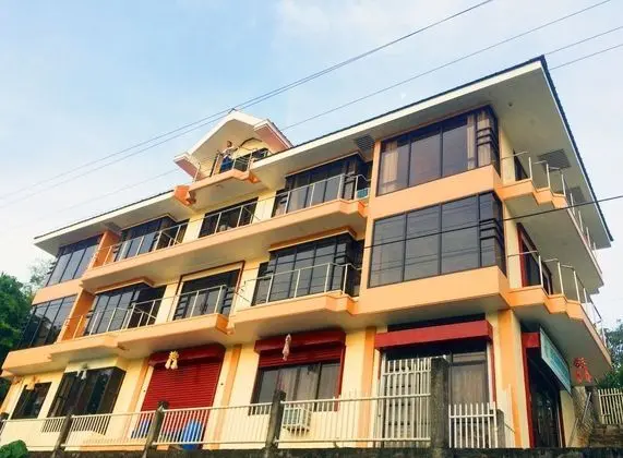 LCF BB Hotel and Restaurant - Dış Mekan