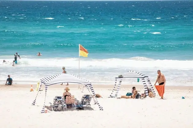Le Beach Apartments - Plaj