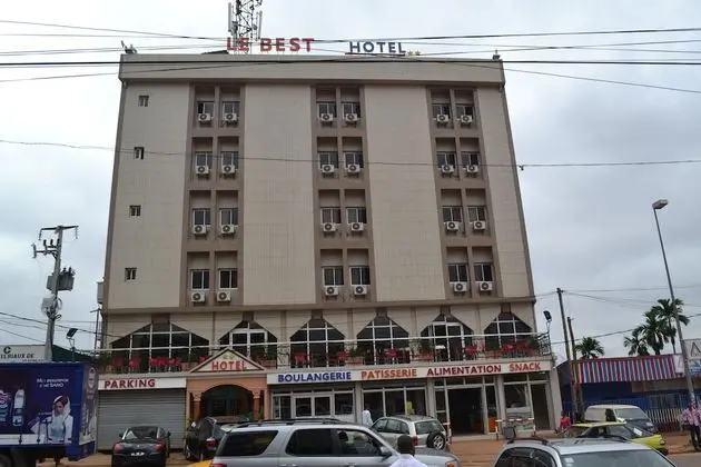Le Best Hotel