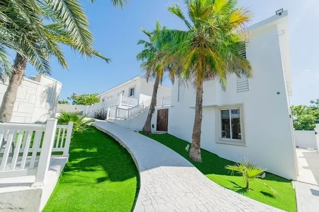 Le Bleu Bed and Breakfast - Dış Mekan