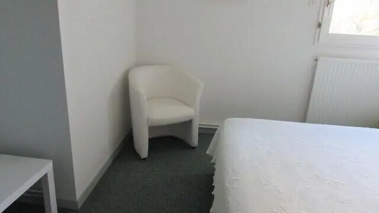 Le Bon Repos - Oda